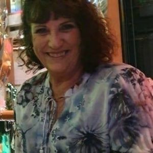 Meet your Posher, Suzanne